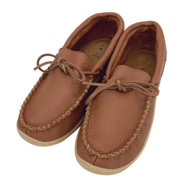 Sepatu Moccasin dengan Sol Karet